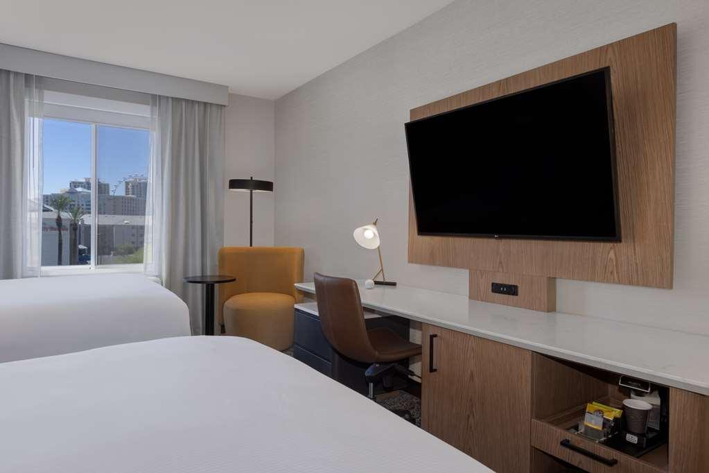 Doubletree By Hilton Las Vegas East Flamingo Rom bilde